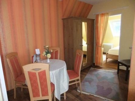 Ferienwohnung Strandhof Mohnesee Room photo